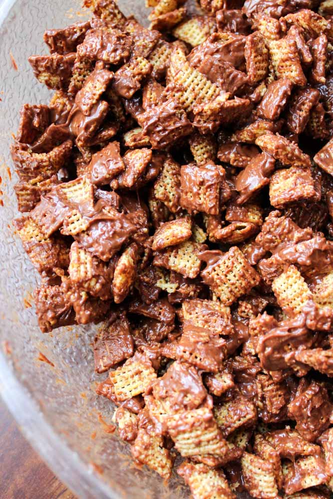 puppy chow made with cookie butter