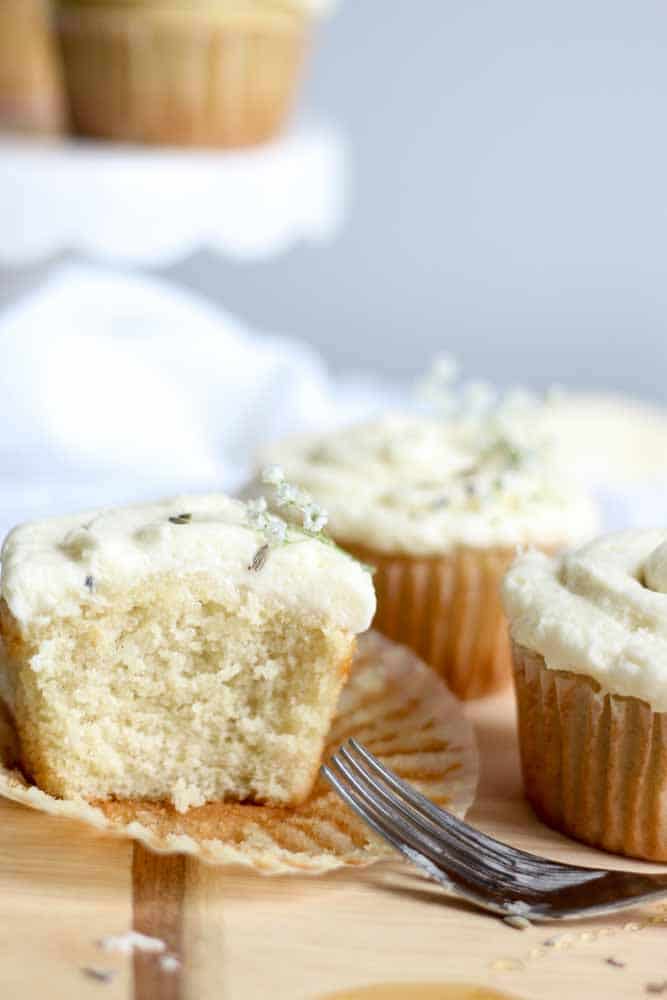 lavendar-vanilla-cupcake-with-honey-buttercream25